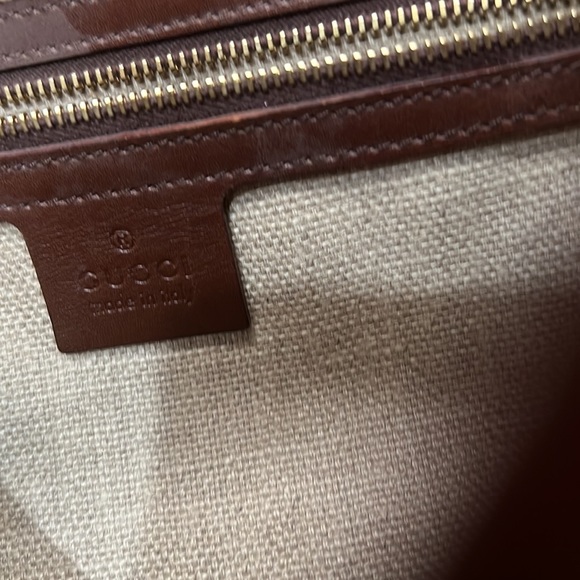 This is a very rare Gucci beaded bag Purchased in 2006 never worn - Picture 5 of 11